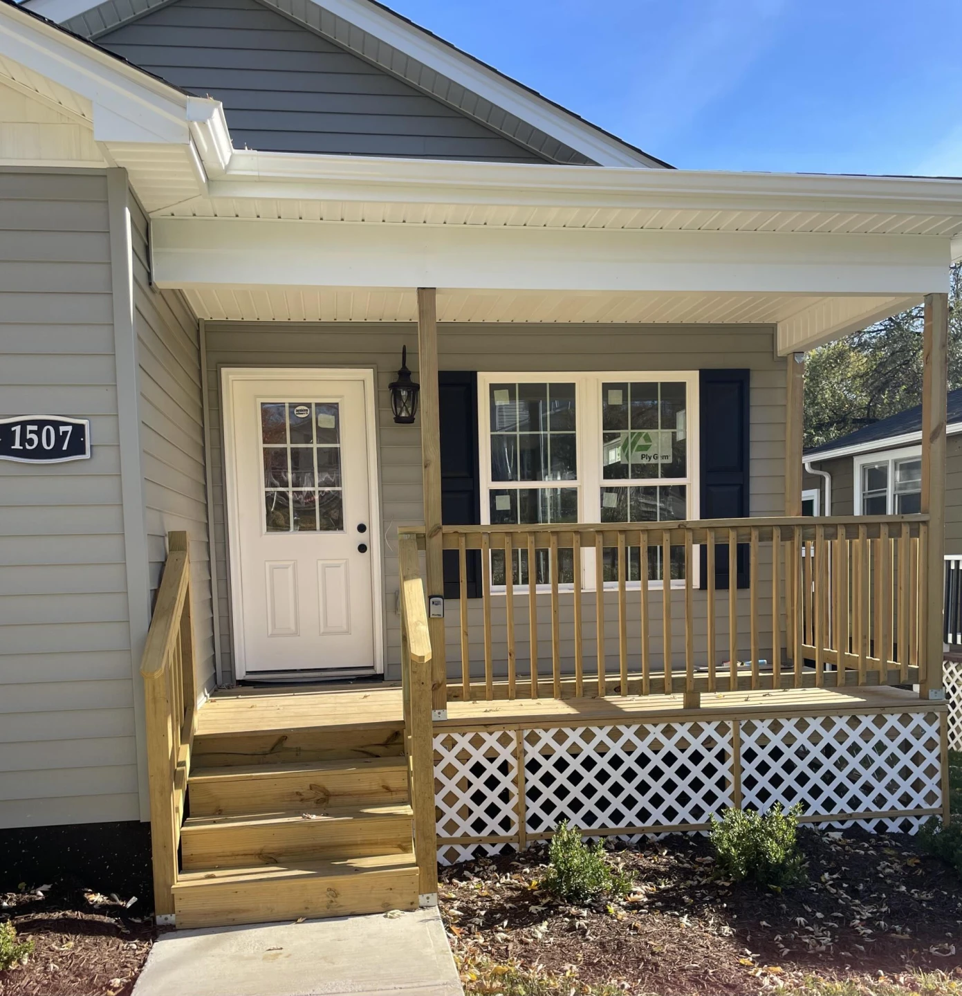 1507 23rd ST - Photo 3