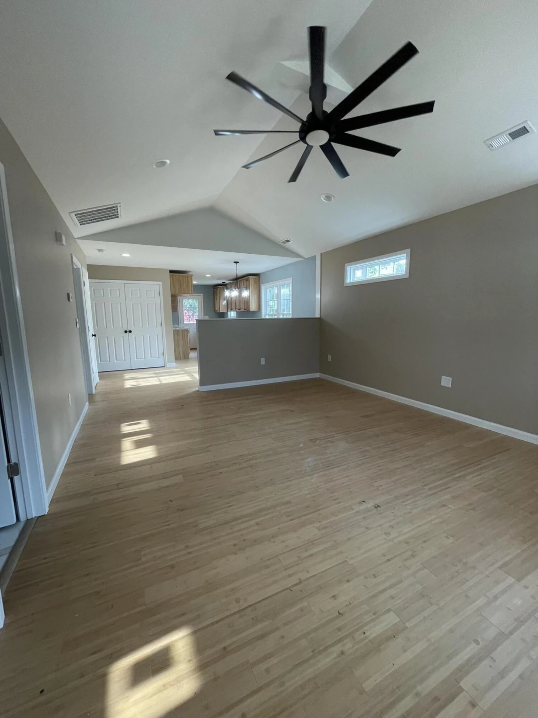 1507 23rd ST - Photo 4
