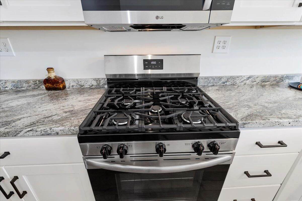 118 6th ST - Photo 34