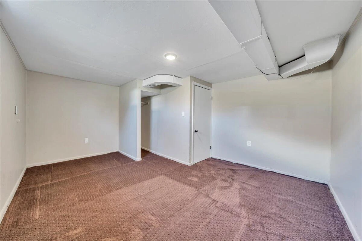 4605 PEACH TREE DR - Photo 23