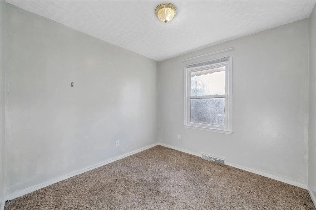 725 Ramada RD - Photo 19