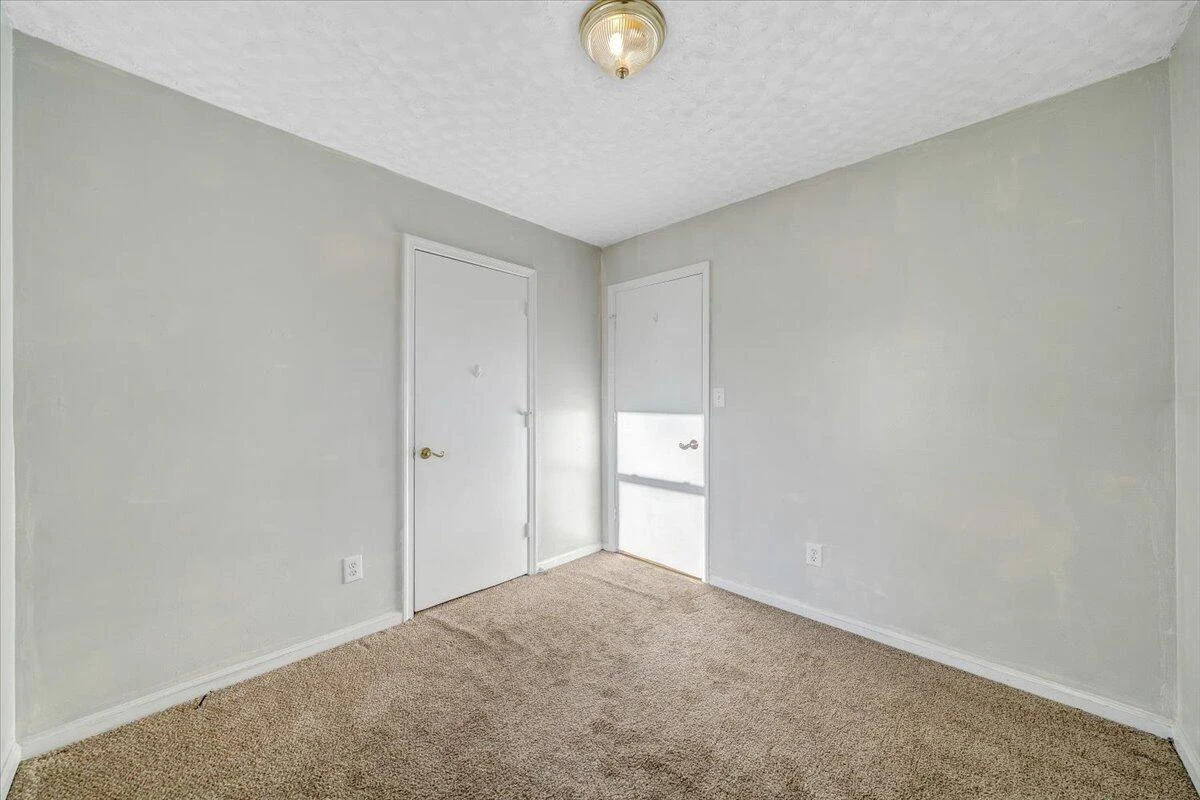 725 Ramada RD - Photo 20
