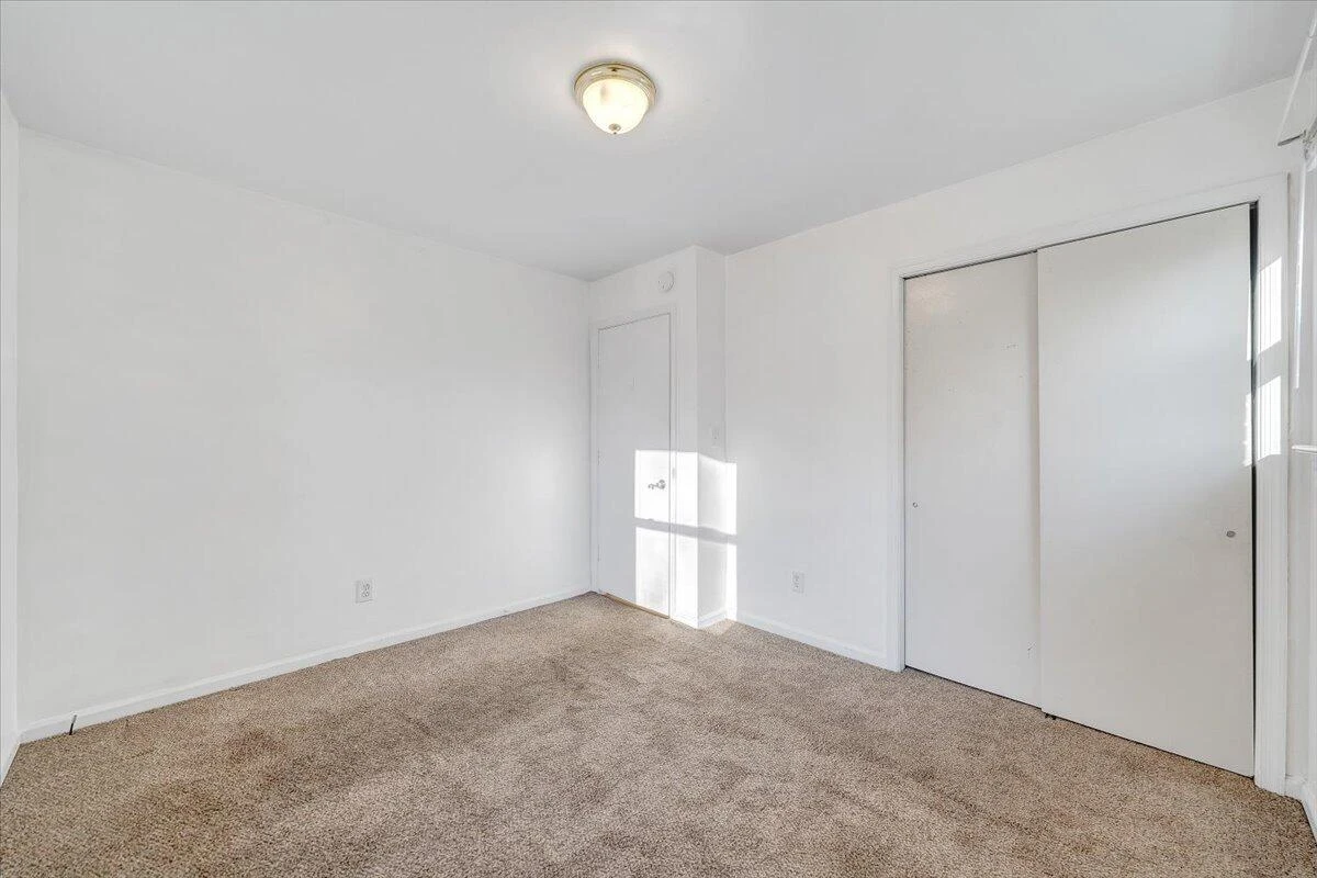 725 Ramada RD - Photo 22