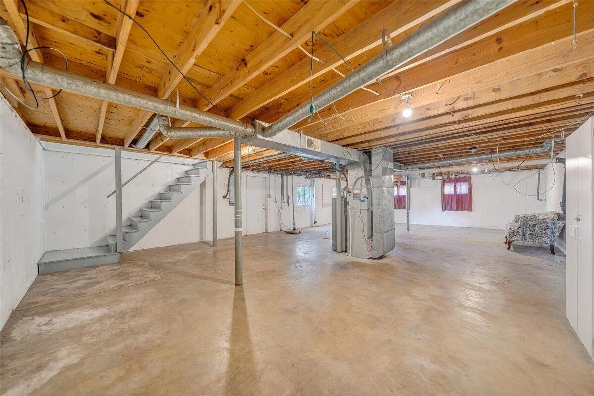 725 Ramada RD - Photo 29