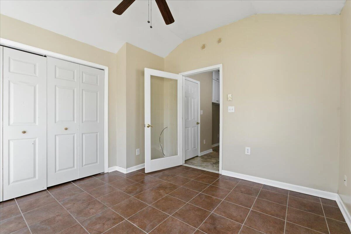 3760 Melcher ST - Photo 17