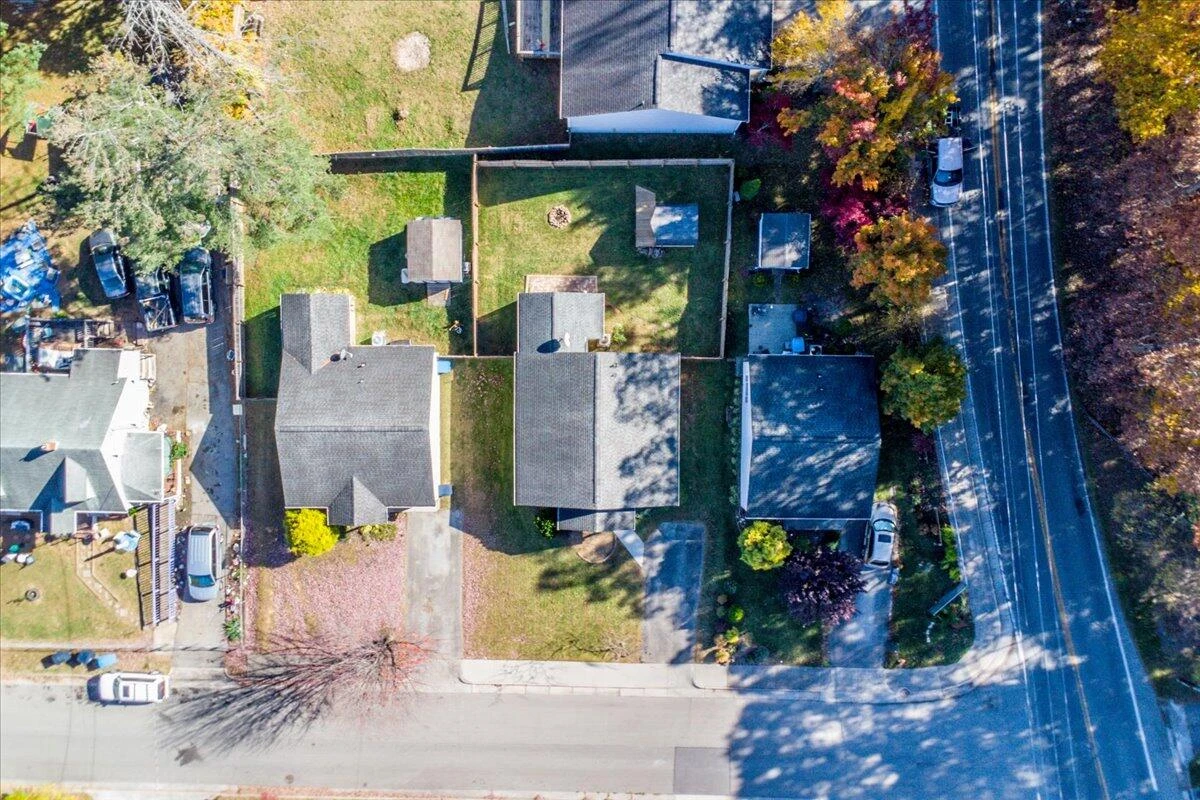 3760 Melcher ST - Photo 32