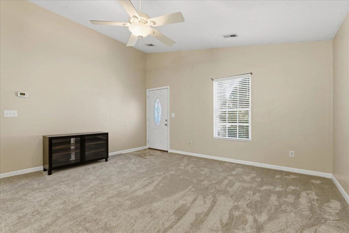3760 Melcher ST - Photo 8