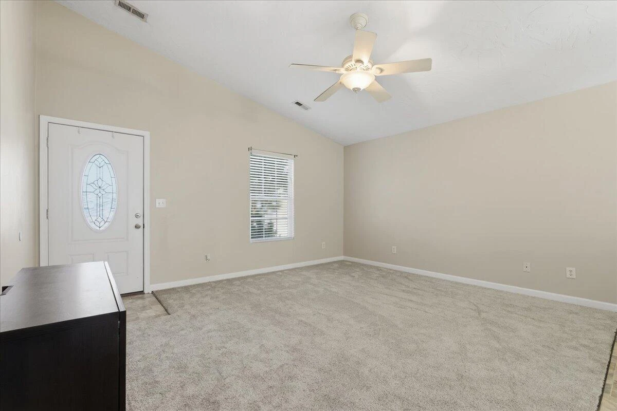 3760 Melcher ST - Photo 9