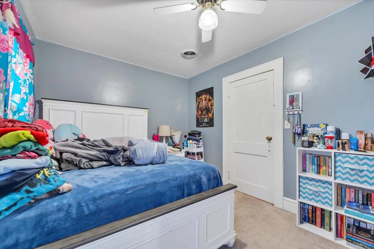 2836 Clifton ST - Photo 16