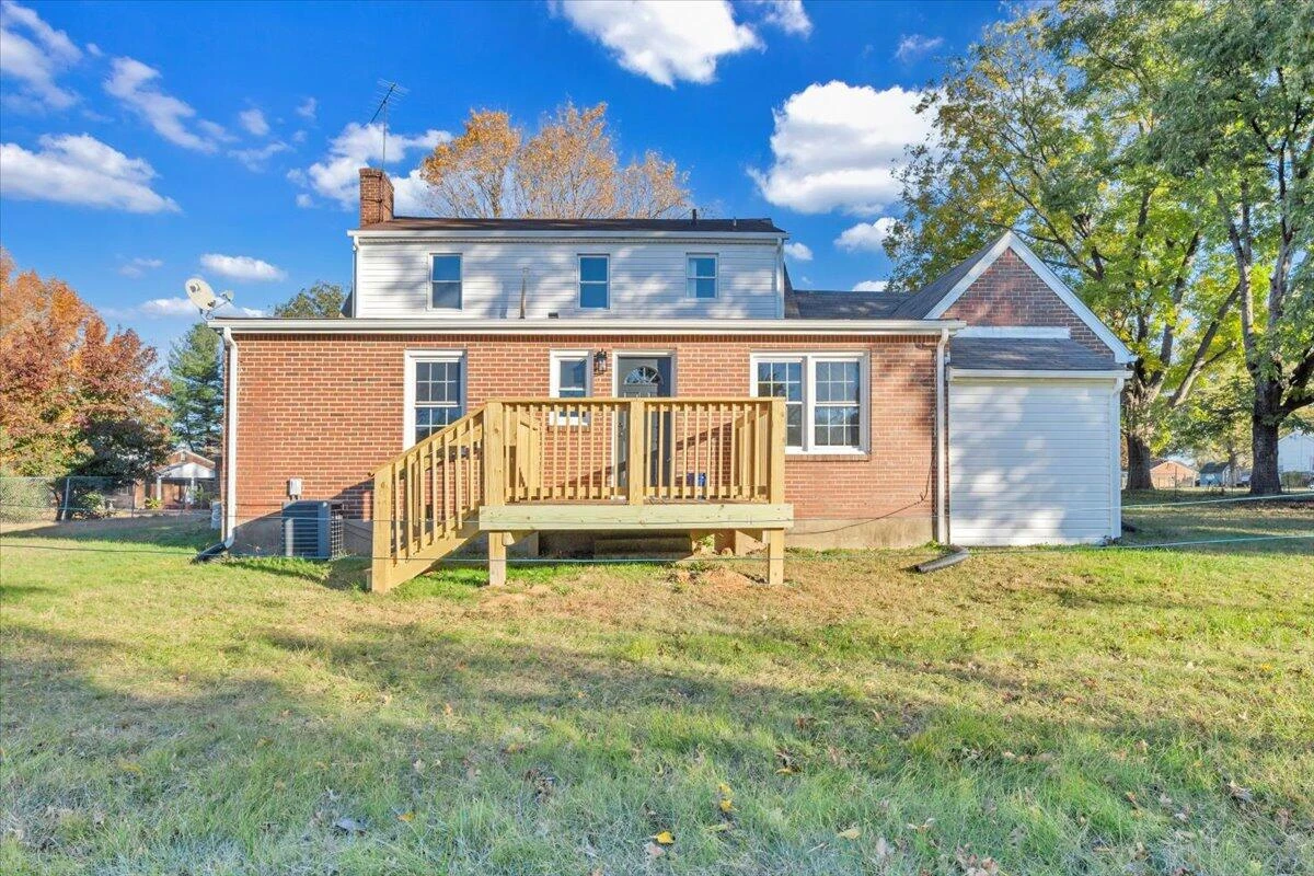 2206 Garstland DR - Photo 32
