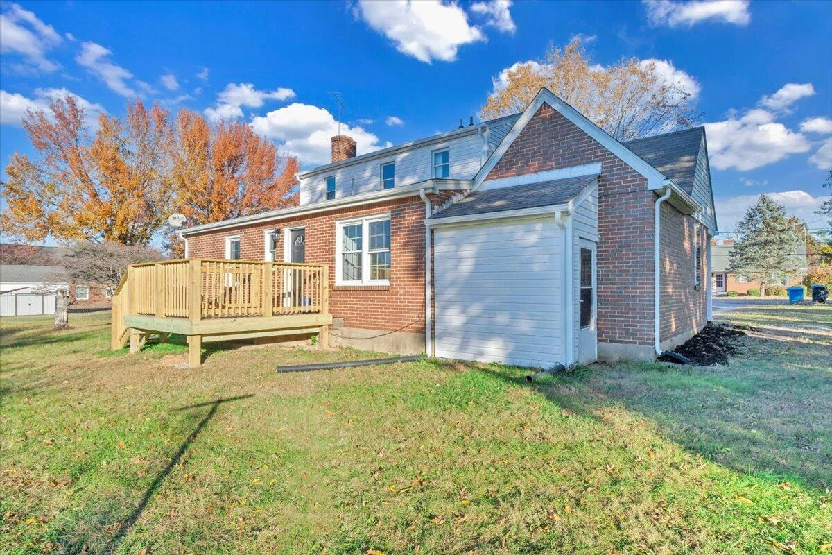 2206 Garstland DR - Photo 34