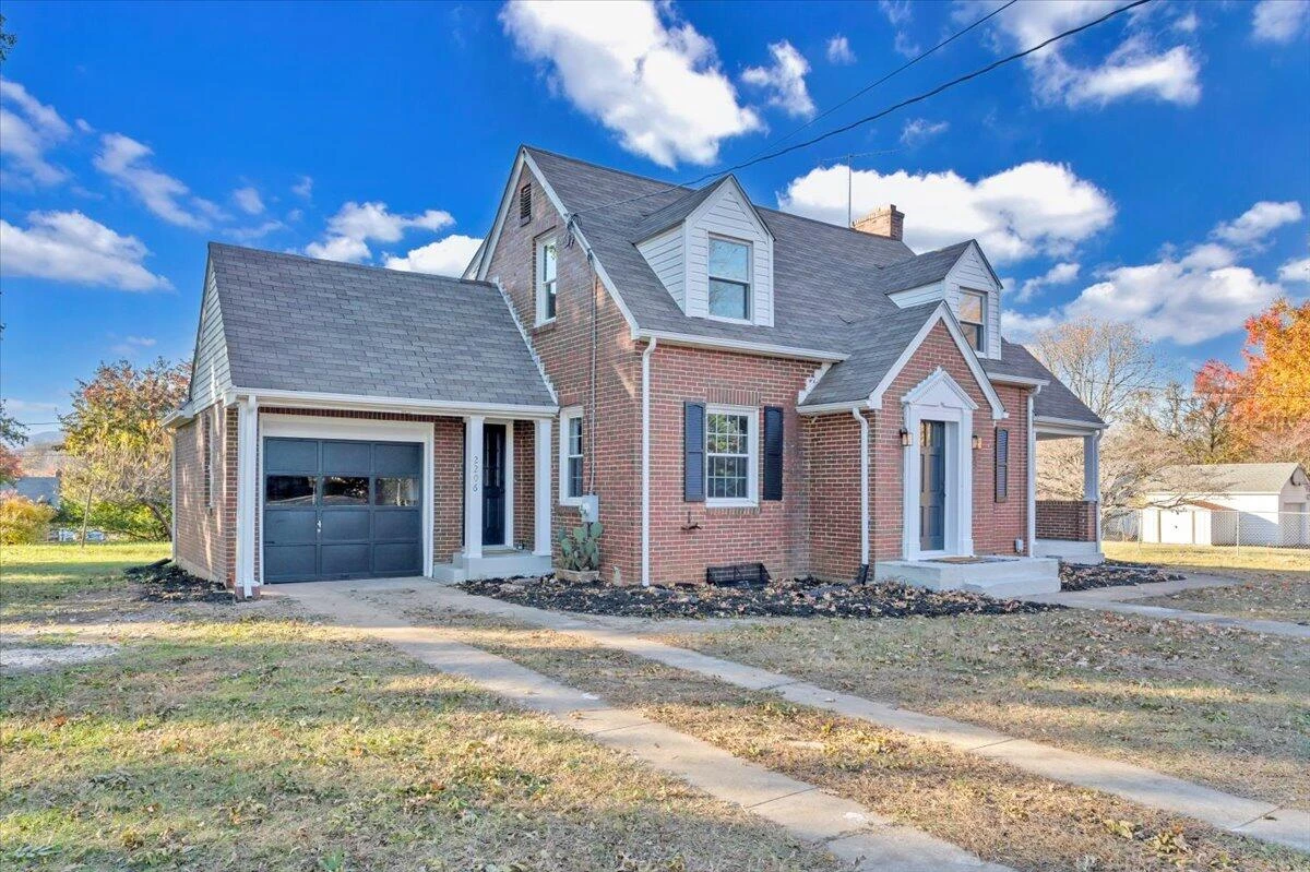 2206 Garstland DR - Photo 35