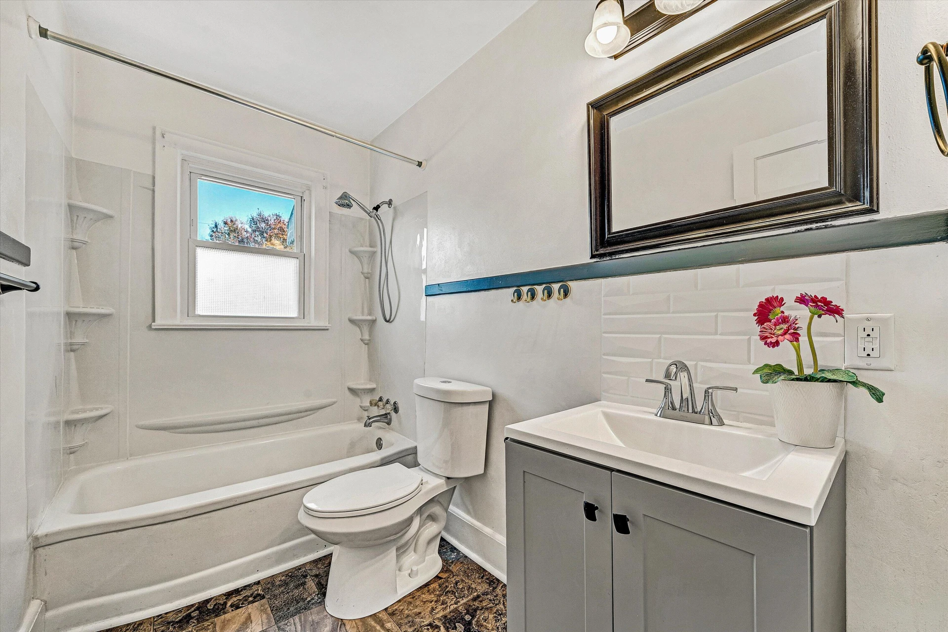 3227 Oliver RD - Photo 10