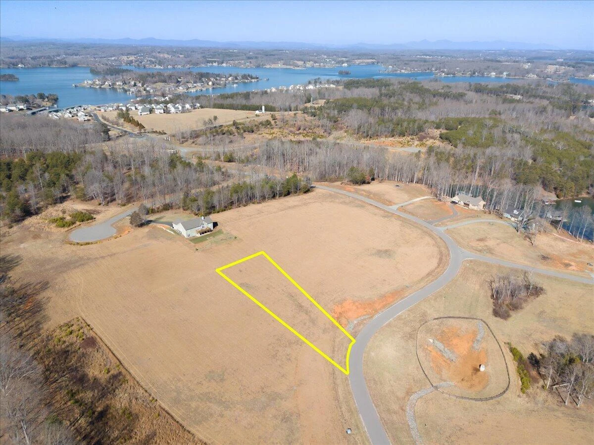 Lot 46 Congressional WAY