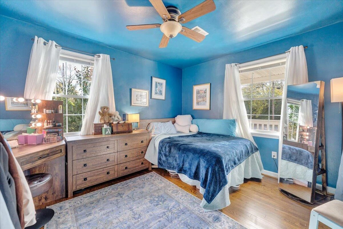 4915 Hildebrand RD - Photo 18