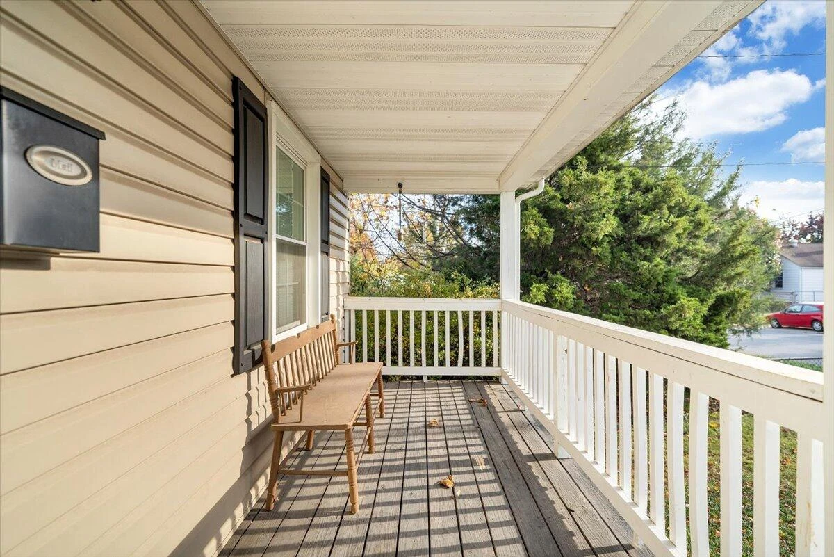 4915 Hildebrand RD - Photo 5