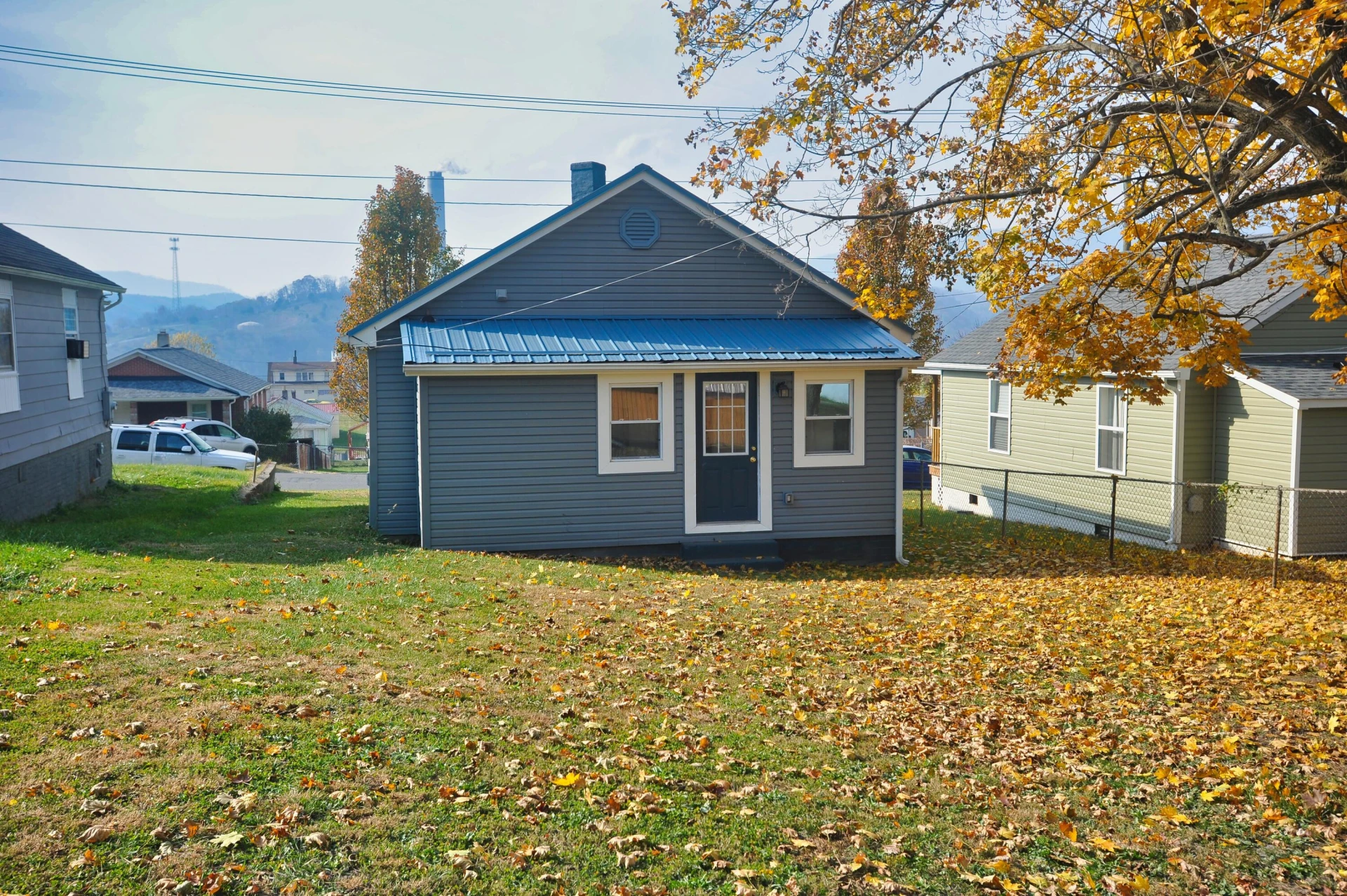 909 POCAHONTAS AVE - Photo 11