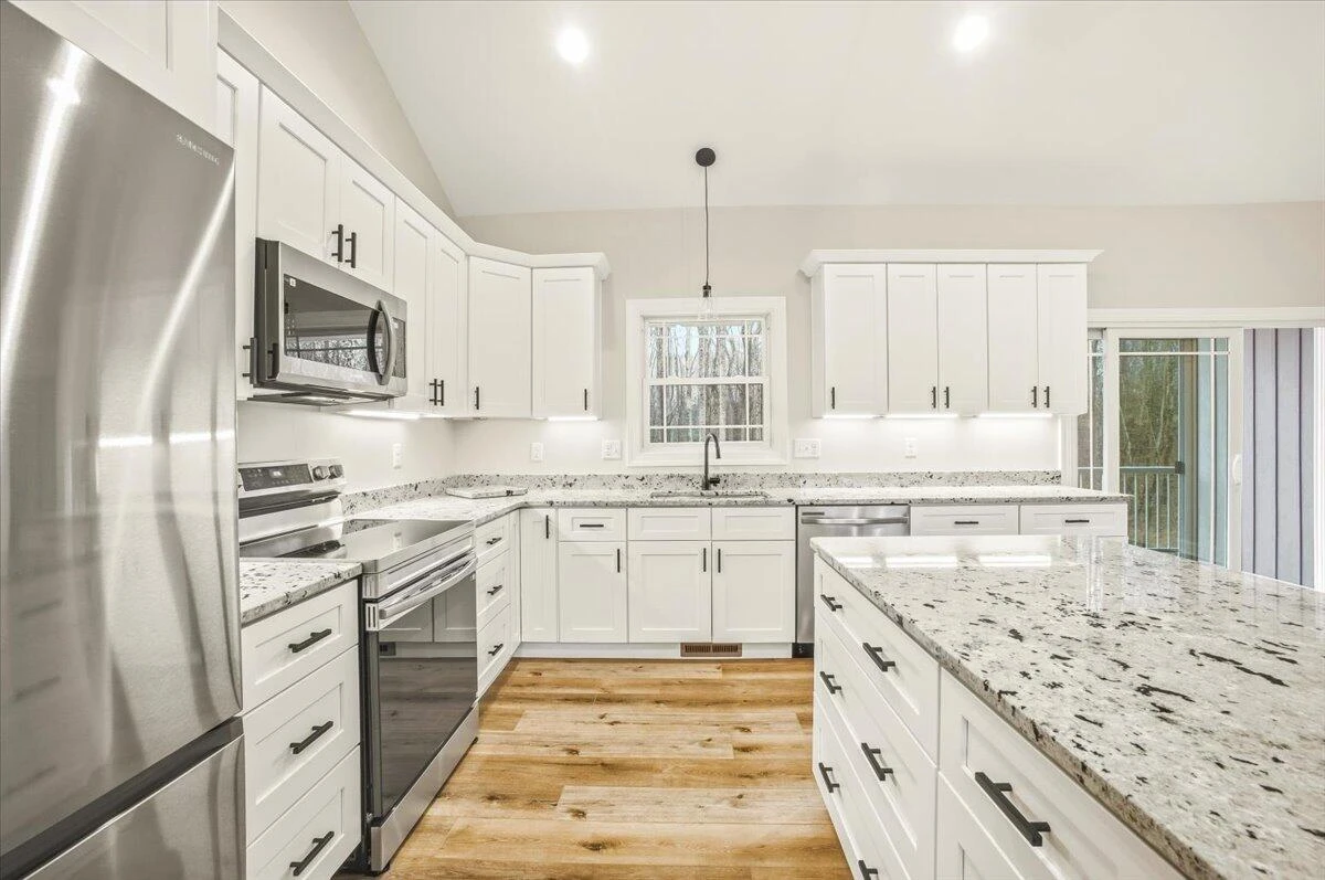 42 Belvior CIR - Photo 10