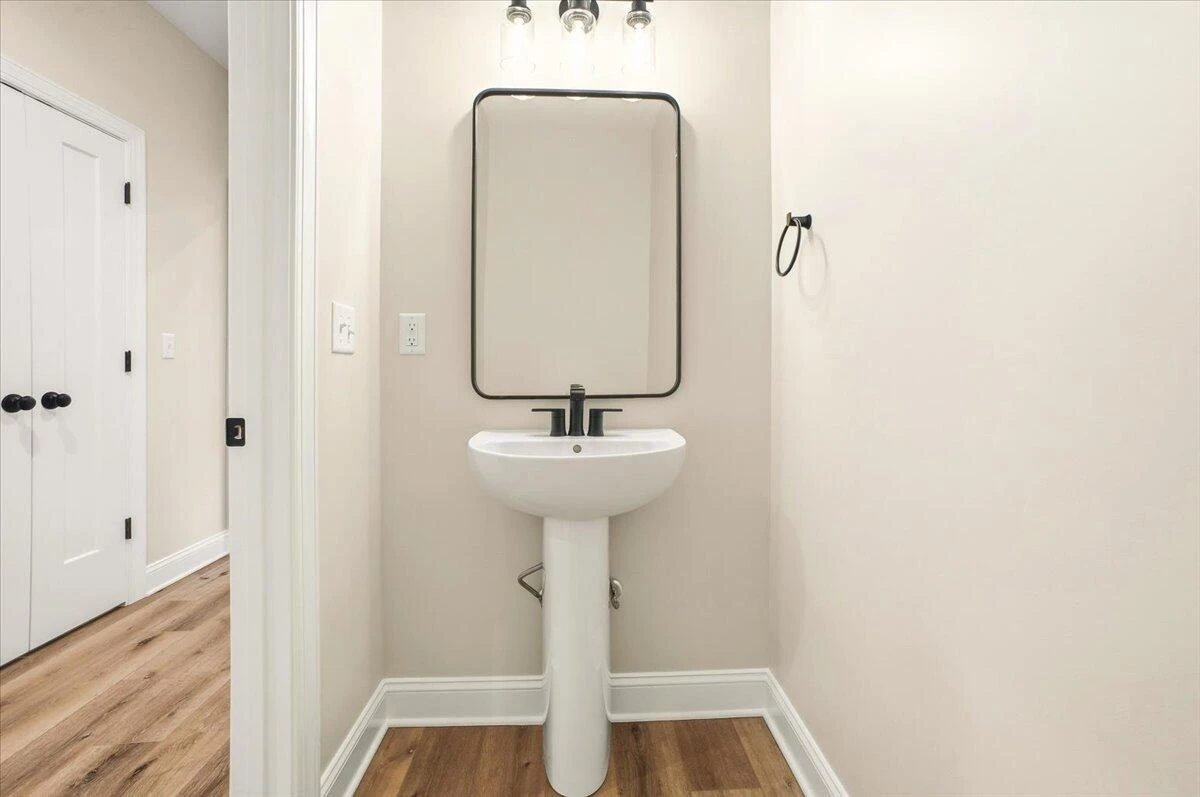 42 Belvior CIR - Photo 35