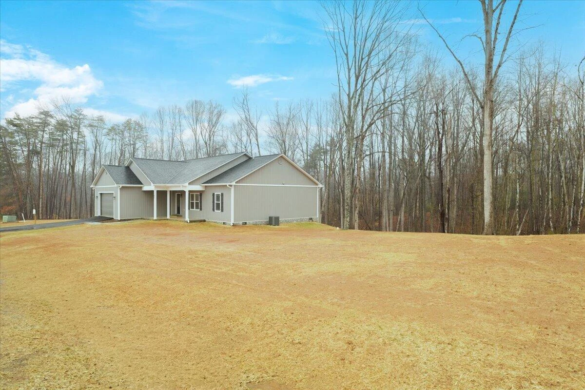 42 Belvior CIR - Photo 53