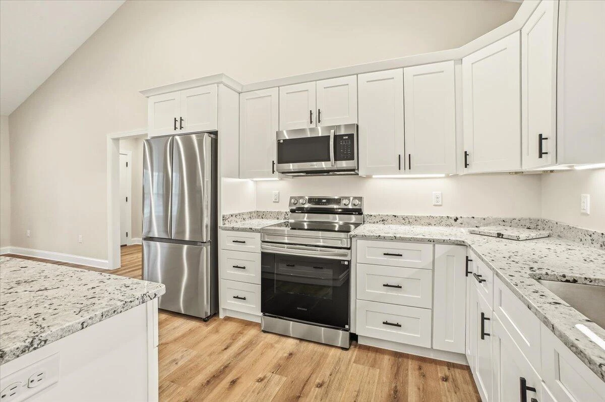 42 Belvior CIR - Photo 61
