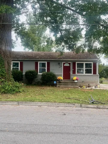 1525 Gordon AVE