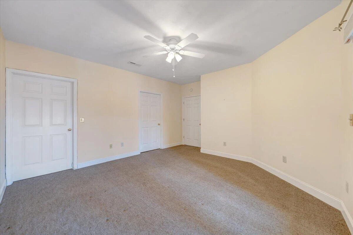 4444 Pheasant Ridge RD #404 - Photo 23