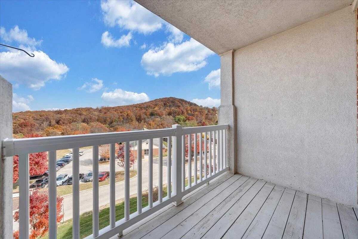 4444 Pheasant Ridge RD #404 - Photo 35