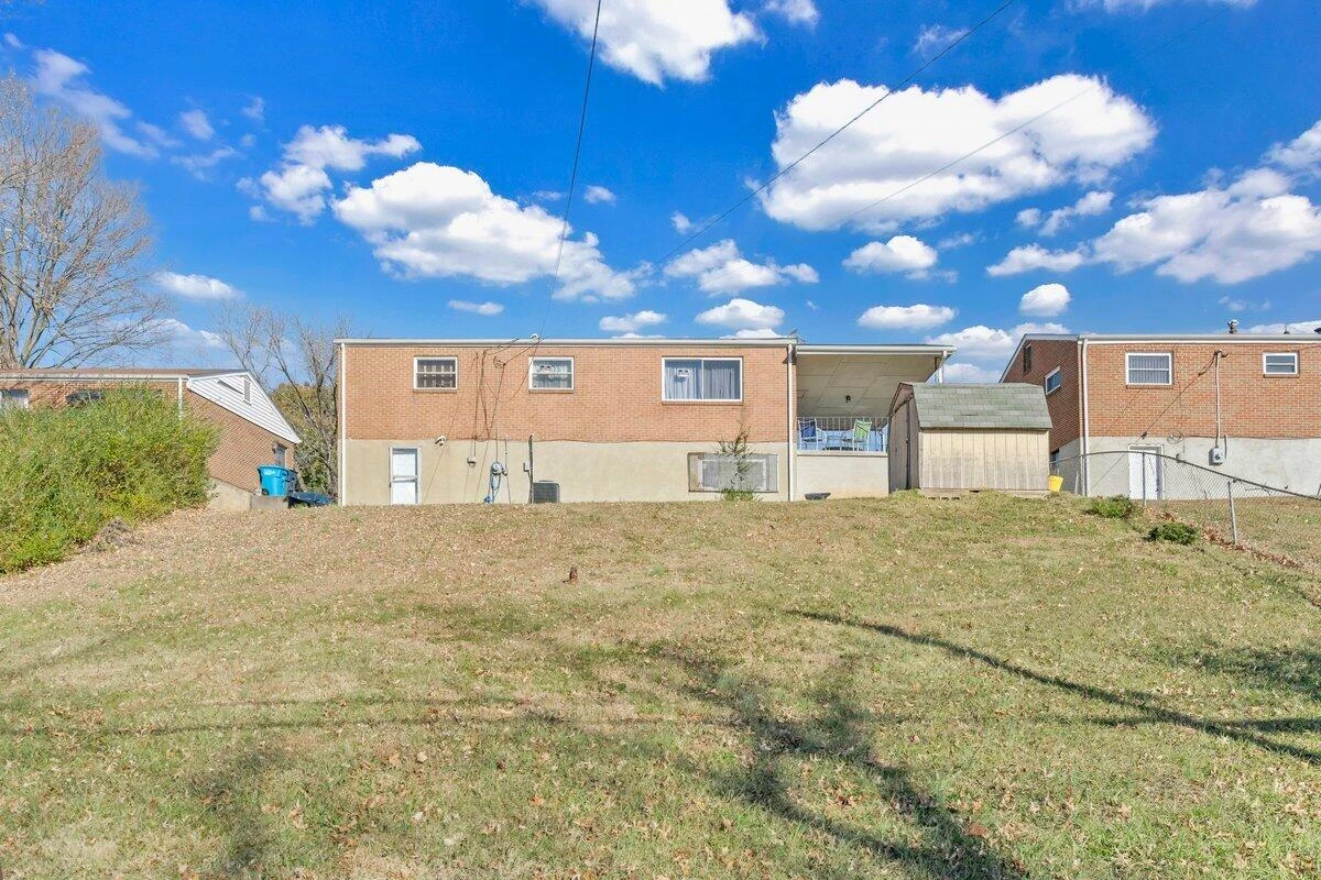 3858 Long Meadow AVE - Photo 11