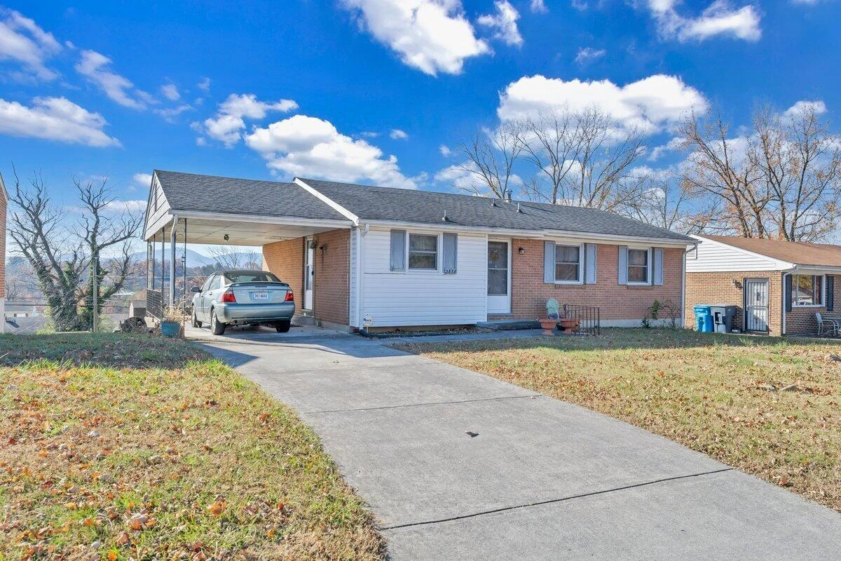 3858 Long Meadow AVE - Photo 2