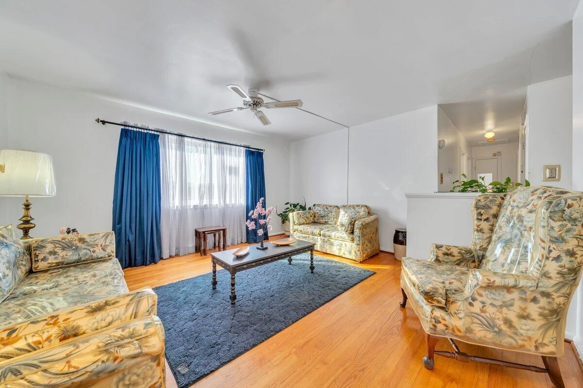 3858 Long Meadow AVE - Photo 5
