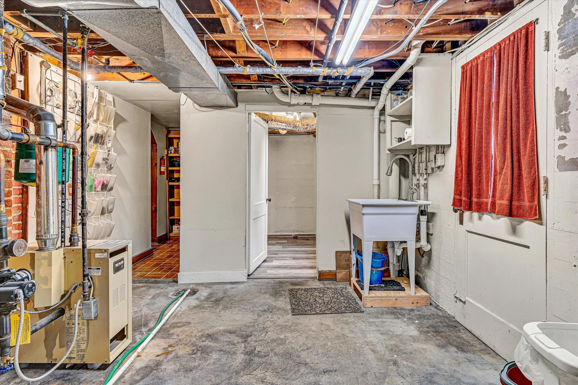1039 Clearfield RD - Photo 33