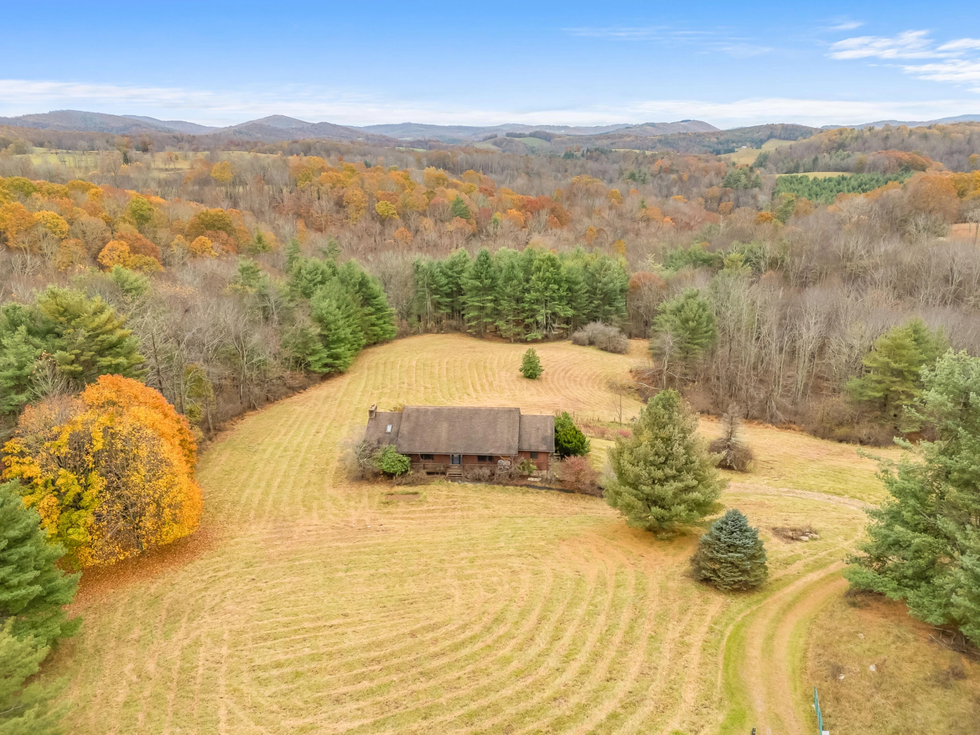 528 Falling Branch RD - Photo 87