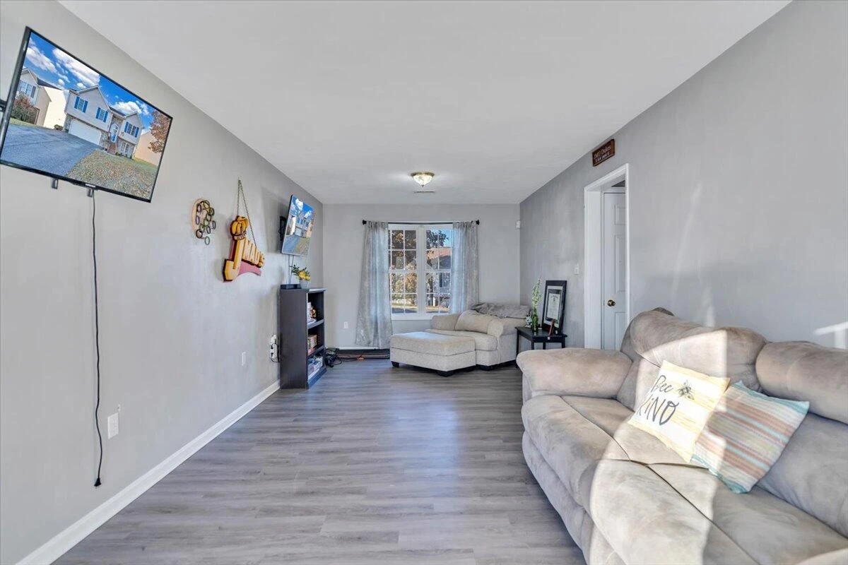 232 Eugene DR - Photo 28
