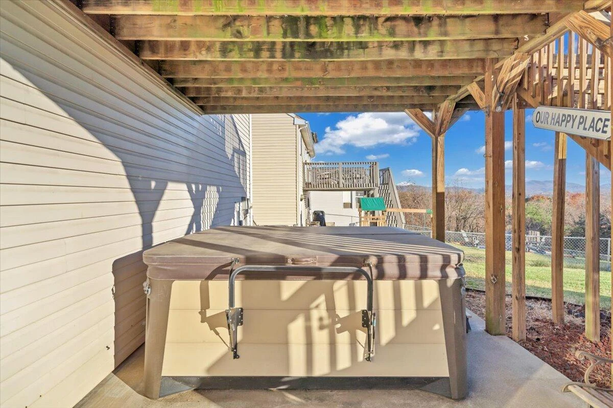 232 Eugene DR - Photo 41