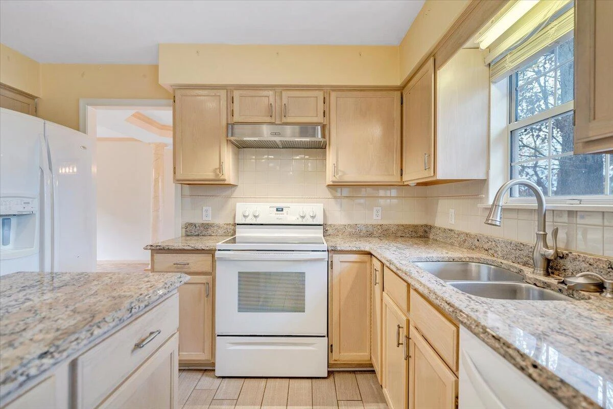 4715 Ivy Green CT - Photo 50