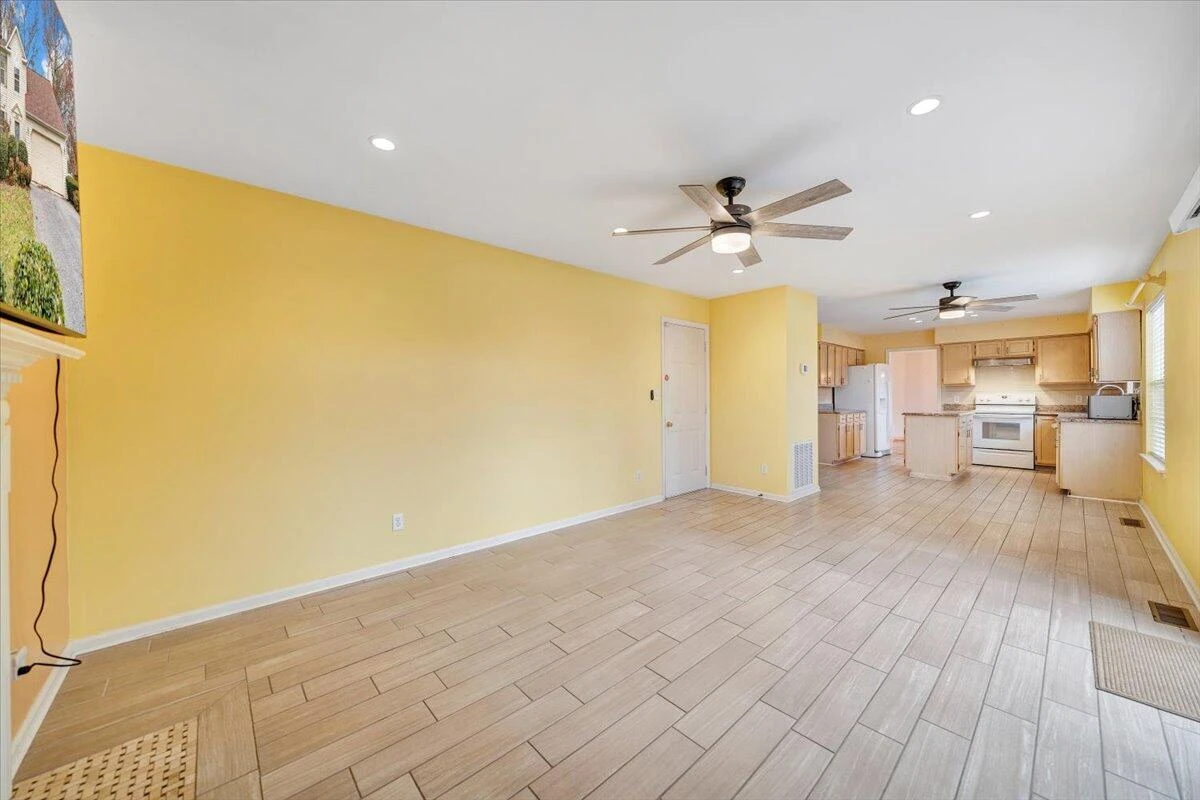 4715 Ivy Green CT - Photo 52