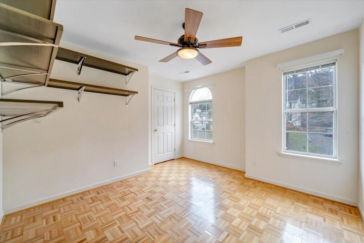 4715 Ivy Green CT - Photo 55