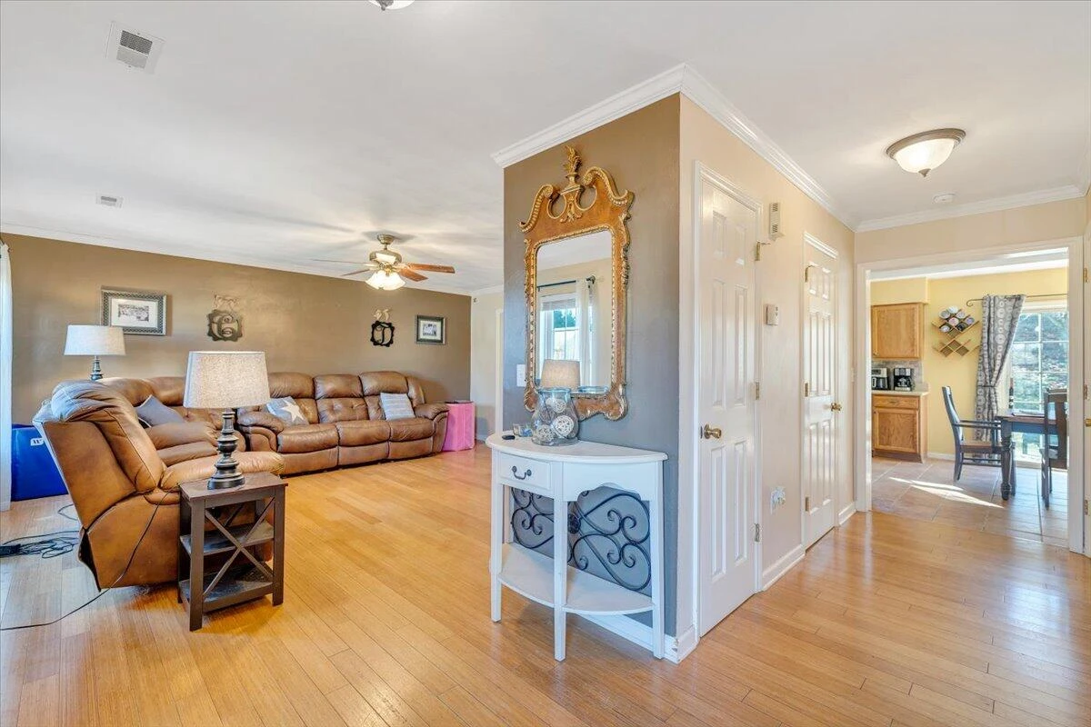 6124 Carolina TRL - Photo 3