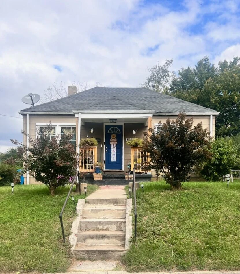 2623 New York AVE