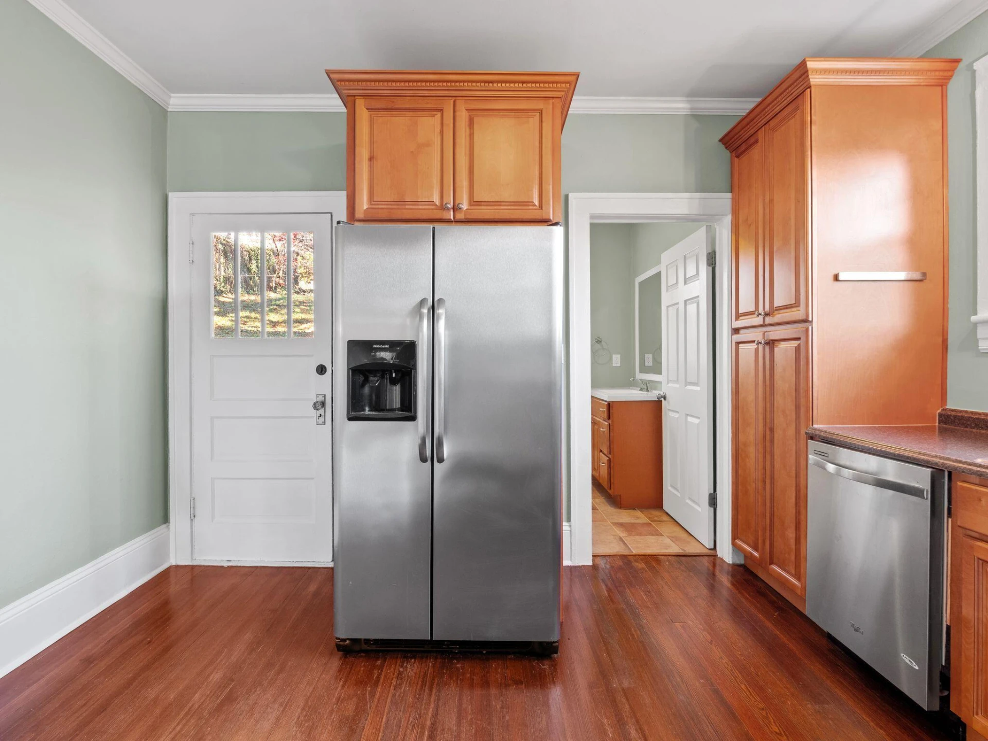 1005 Howbert AVE - Photo 22