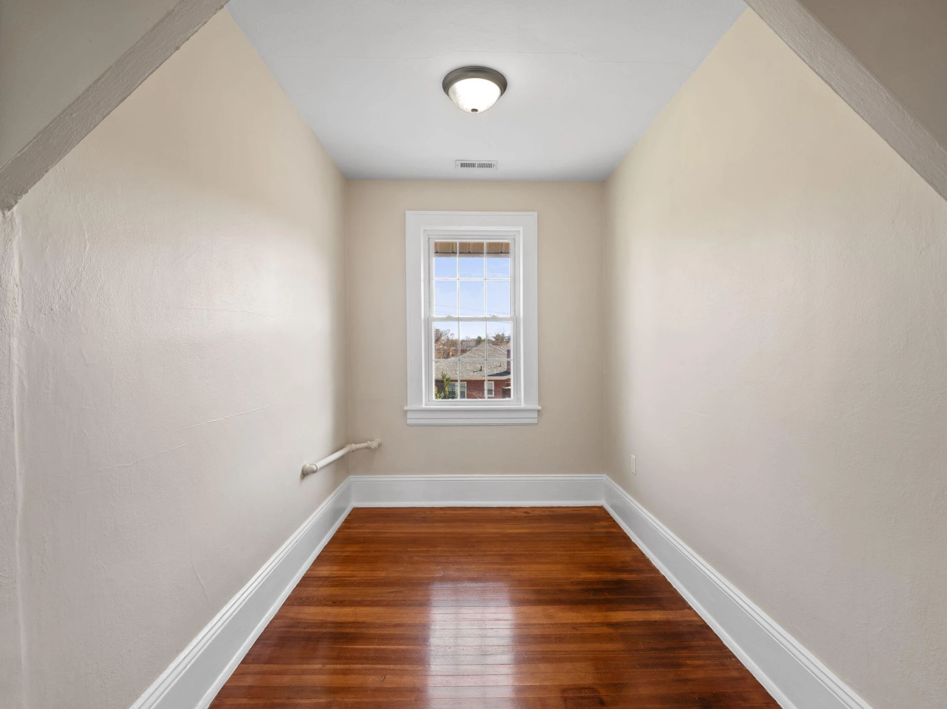 1005 Howbert AVE - Photo 30