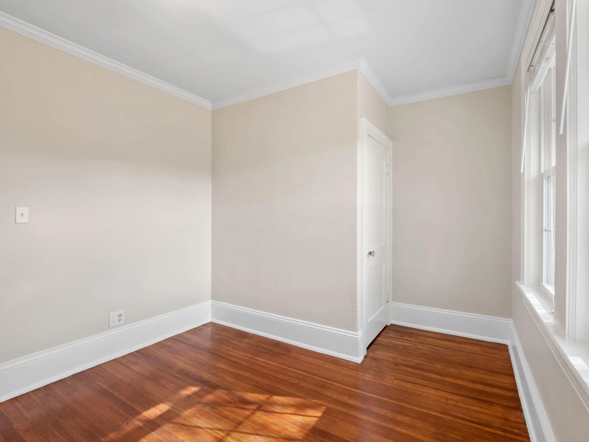 1005 Howbert AVE - Photo 37