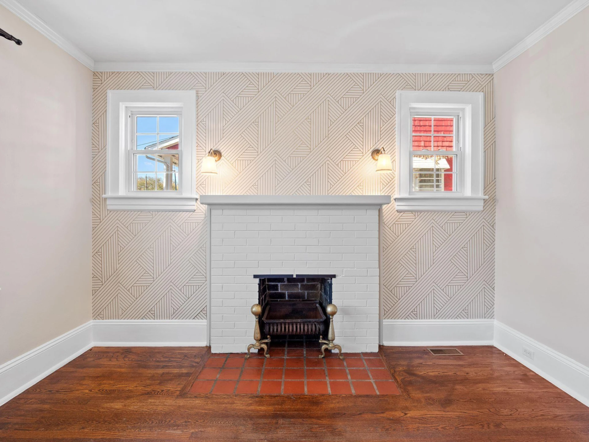 1005 Howbert AVE - Photo 12