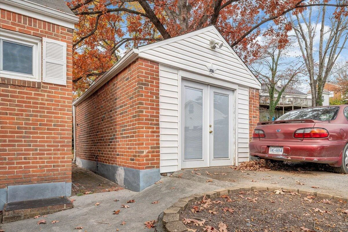 3116 Spring RD - Photo 21