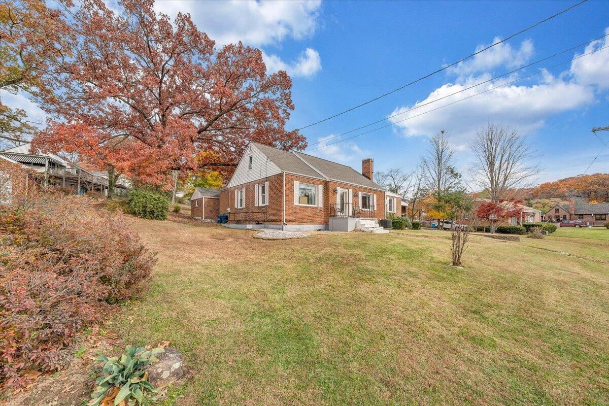 3116 Spring RD - Photo 22