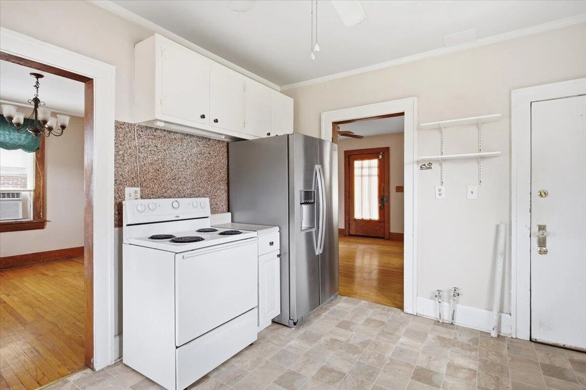 620 Riverland RD - Photo 12