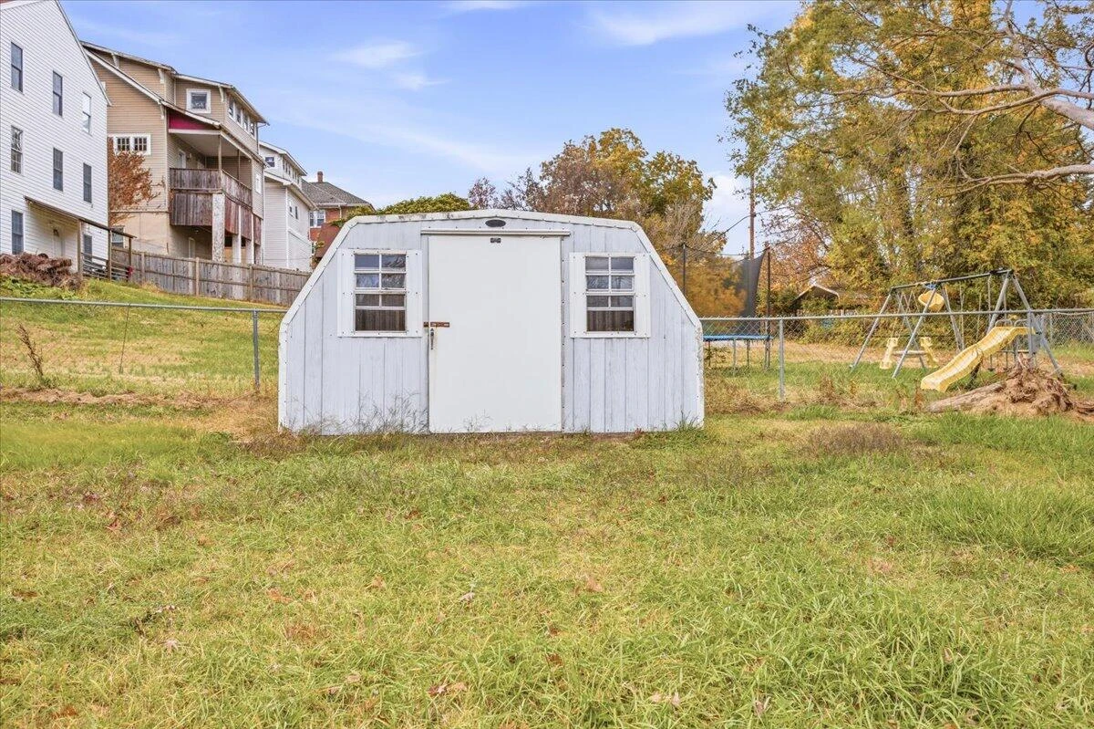 620 Riverland RD - Photo 22