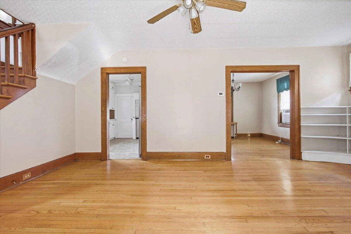 620 Riverland RD - Photo 5