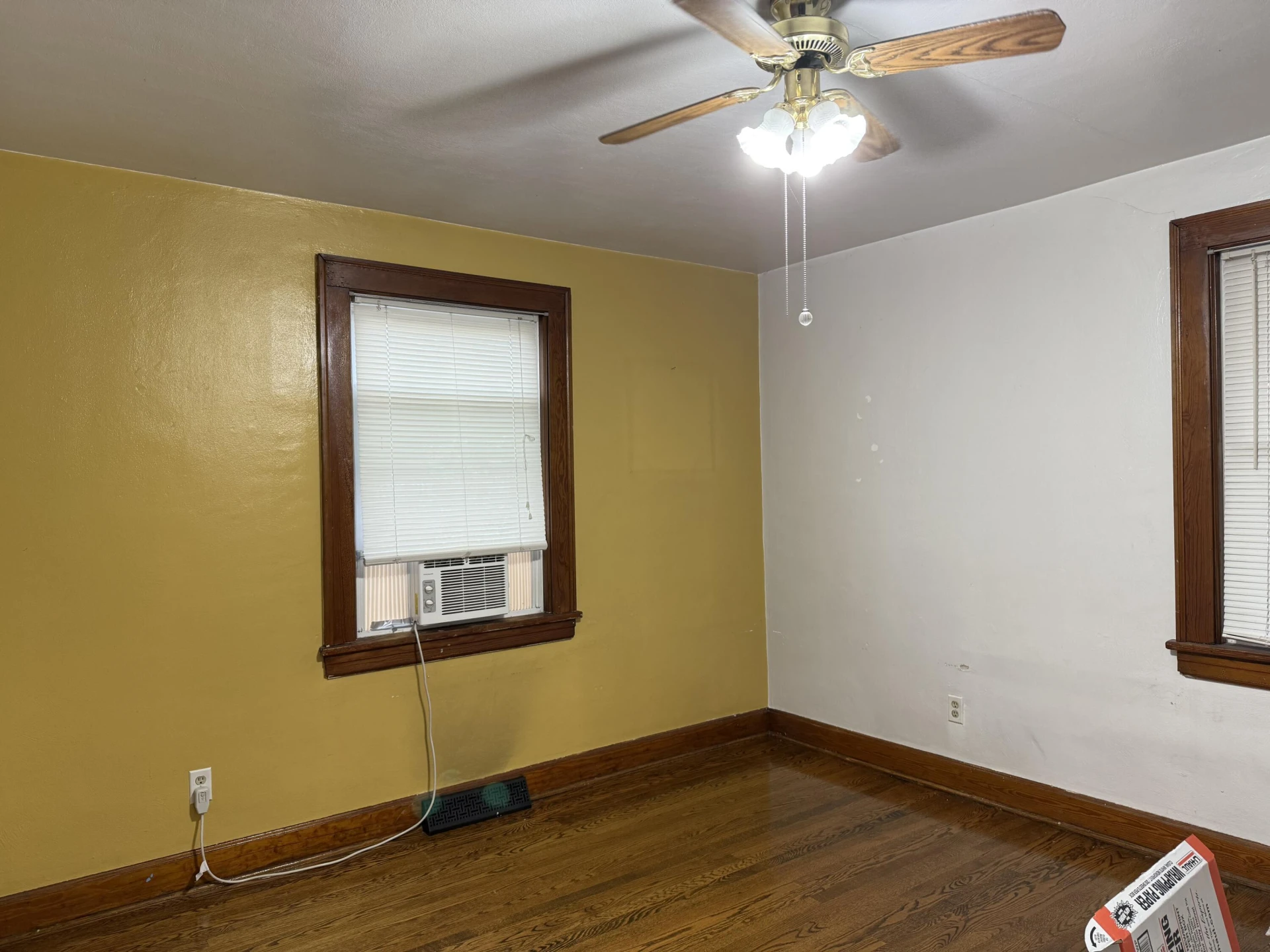 2438 King ST - Photo 10